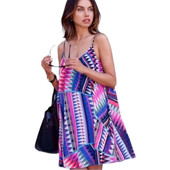 Express Sleeveless Pleated Mini Dress sz Medium Geometric Pink Blue Flowy Swing - Picture 1 of 12